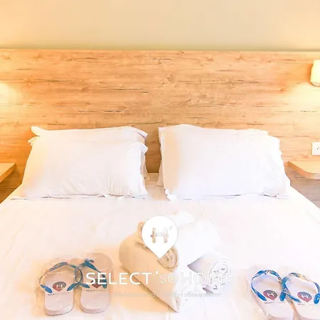 Appartement Select'sohome - Pour 6 Avec Vue Mer, Parking Privé Et Piscine à Saint-clair Au Lavandou - 180sud-b11