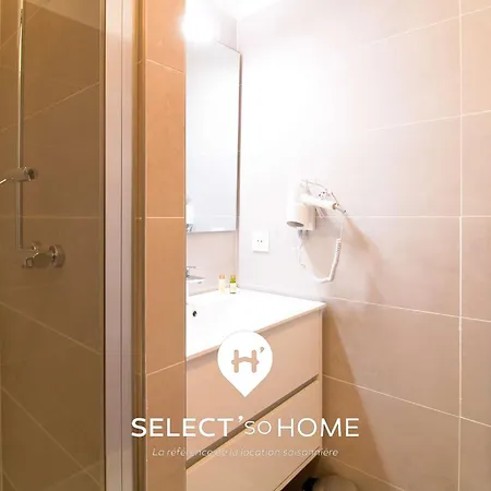 Appartement Select'sohome - Pour 6 Avec Vue Mer, Parking Privé Et Piscine à Saint-clair Au Lavandou - 180sud-b11