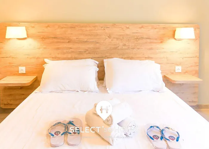 Appartement Select'sohome - Pour 6 Avec Vue Mer, Parking Privé Et Piscine à Saint-clair Au Lavandou - 180sud-b11